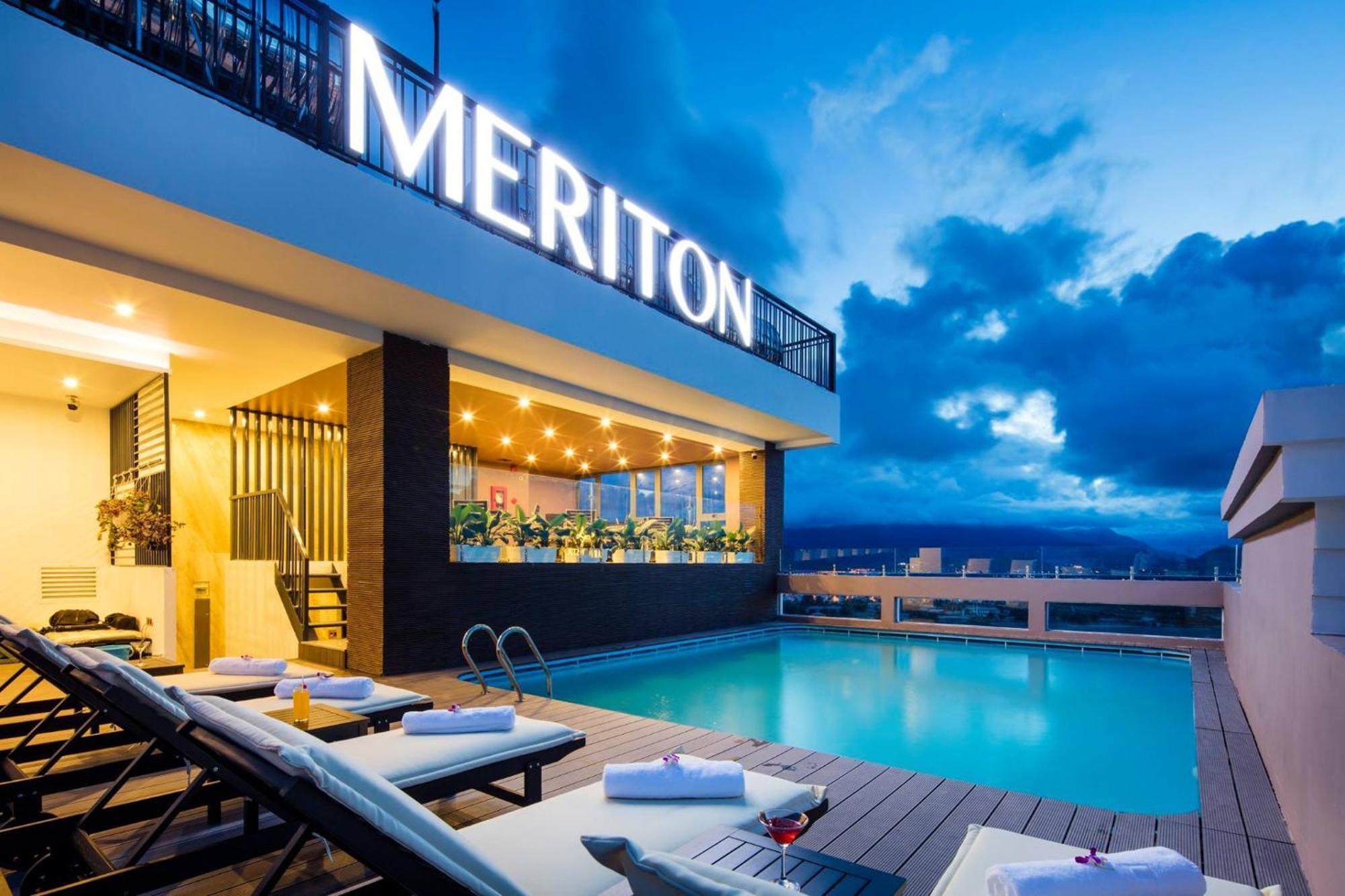 Meriton Hotel Нячанг Экстерьер фото